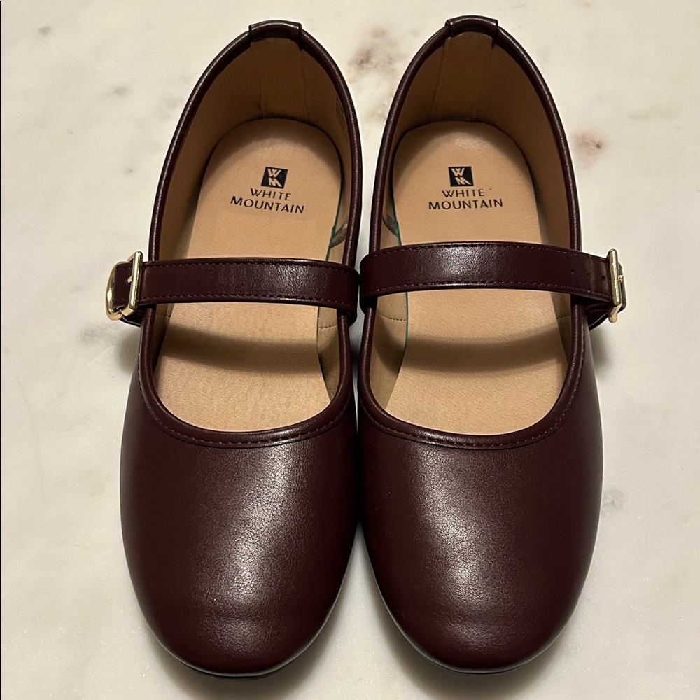 White Mountain Woman’s Burgundy Mary Jane Shoes